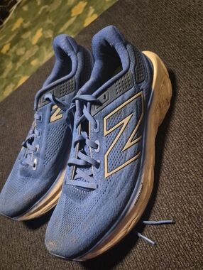 New Balance Men's Royal Blue Mesh Running Shoes with White Accents